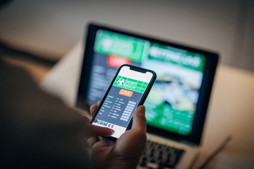 Decoding the Numbers: A Practical Guide to Reading Betting Odds and Making Smarter Wagers